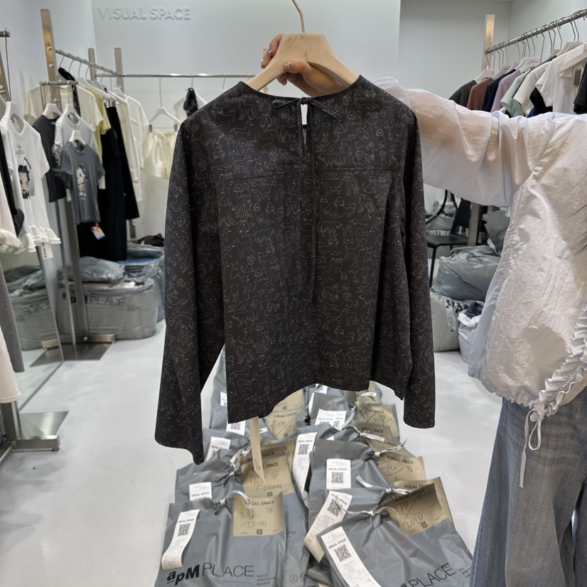 VISUAL SPACE韓國㊣直郵東大門代購女裝新品熱賣襯衫蕾絲衫VISUAL SPACE襯衫/蕾絲衫