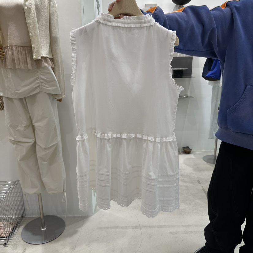 BINUS韓國直郵女士新品真品熱賣職業人氣25春夏吊帶背心荷葉邊BINUS吊帶/背心