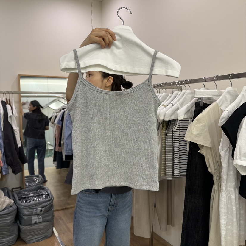 AGO東大門代購女士新品時尚推薦熱賣人氣25春夏吊帶背心刺繡AGO吊帶/背心圖色2