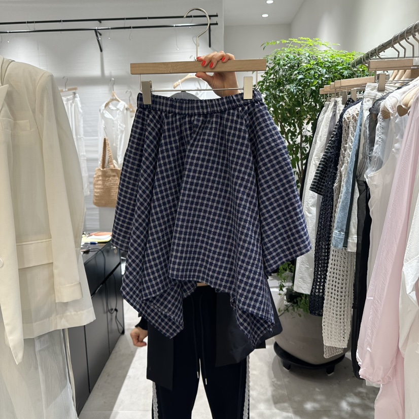 AYCE東大門直郵女裝新款25春夏時尚職業推薦熱賣短裙格紋破洞101SHOWROOM/AYCE短裙