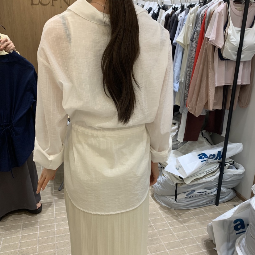 LOFN東大門實拍女士新品真品職業時尚人氣25春夏襯衫蕾絲衫LOFN襯衫/蕾絲衫