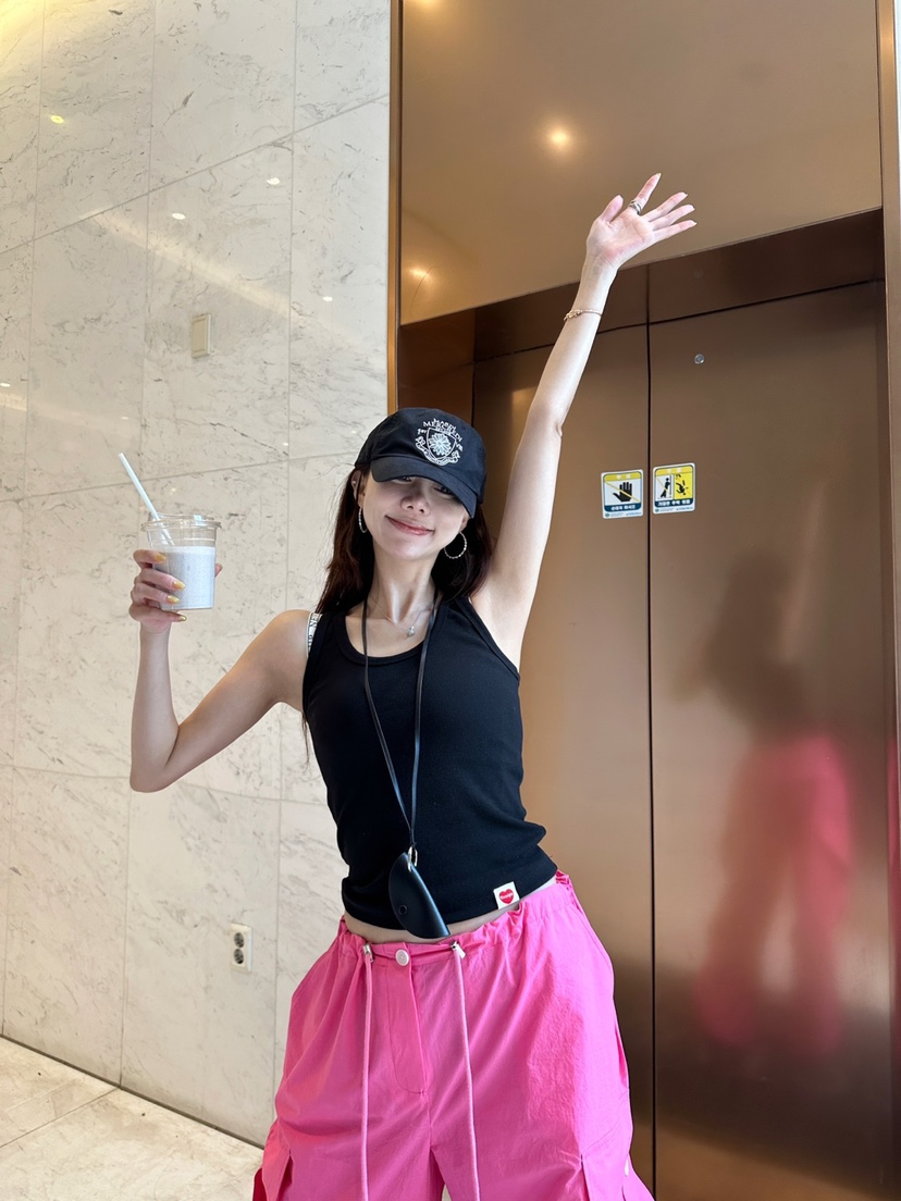 LUMIPLE東大門實拍女士新款人氣熱賣真品25春夏休閑吊帶背心LUMIPLE吊帶/背心