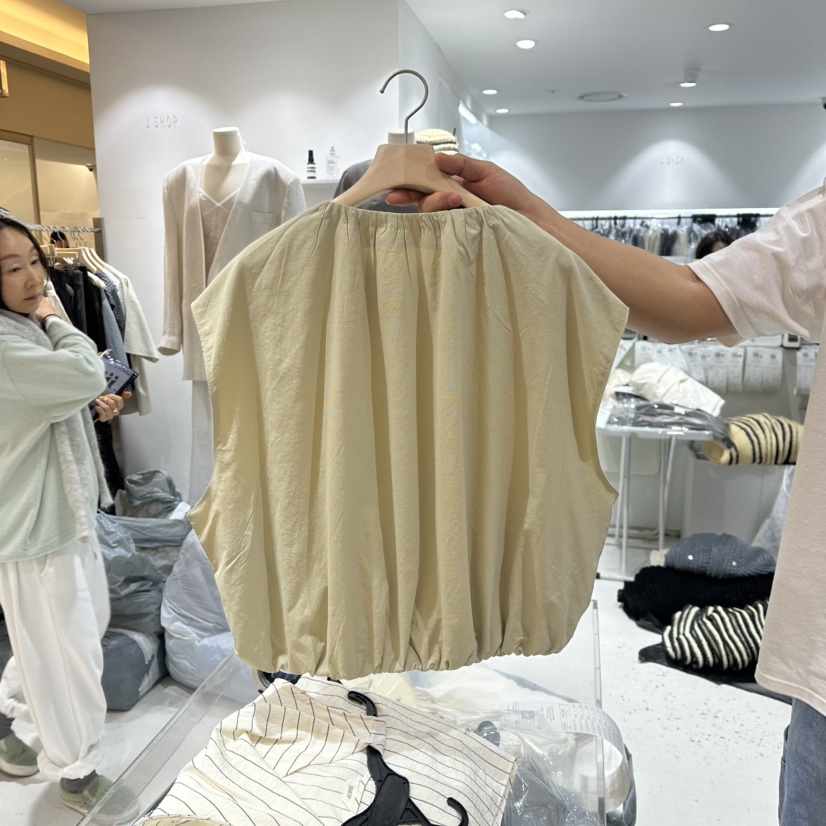 J SHOP韓國直郵女裝新款真品25春夏熱賣時尚休閑人氣馬甲褶皺J_SHOP馬甲