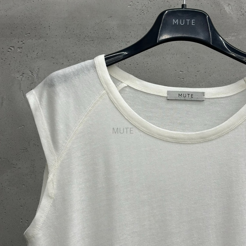 MUTE-P東大門實拍女裝新品推薦人氣25春夏熱賣時尚吊帶背心MUTE吊帶/背心