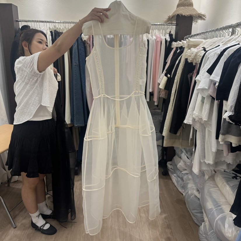 HANSUNGHYUN東大門代購女裝新品休閑時尚職業真品人氣連衣裙HANSUNGHYUN連衣裙