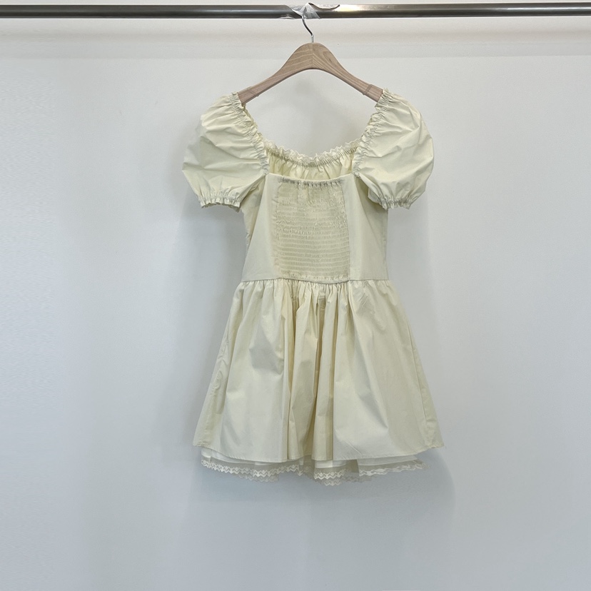 140 AVENUE韓國㊣直郵東大門代購女裝新品熱賣推薦人氣連衣裙140 AVENUE連衣裙