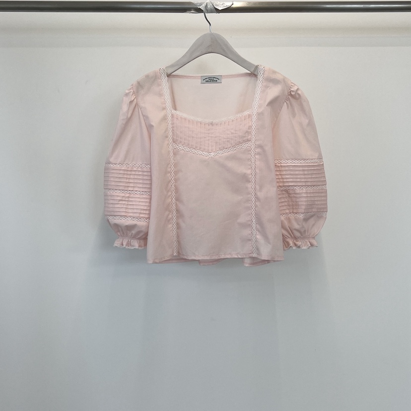 140 AVENUE韓國直郵㊣東大門實拍女裝新品時尚襯衫蕾絲衫刺繡140 AVENUE襯衫/蕾絲衫圖色1