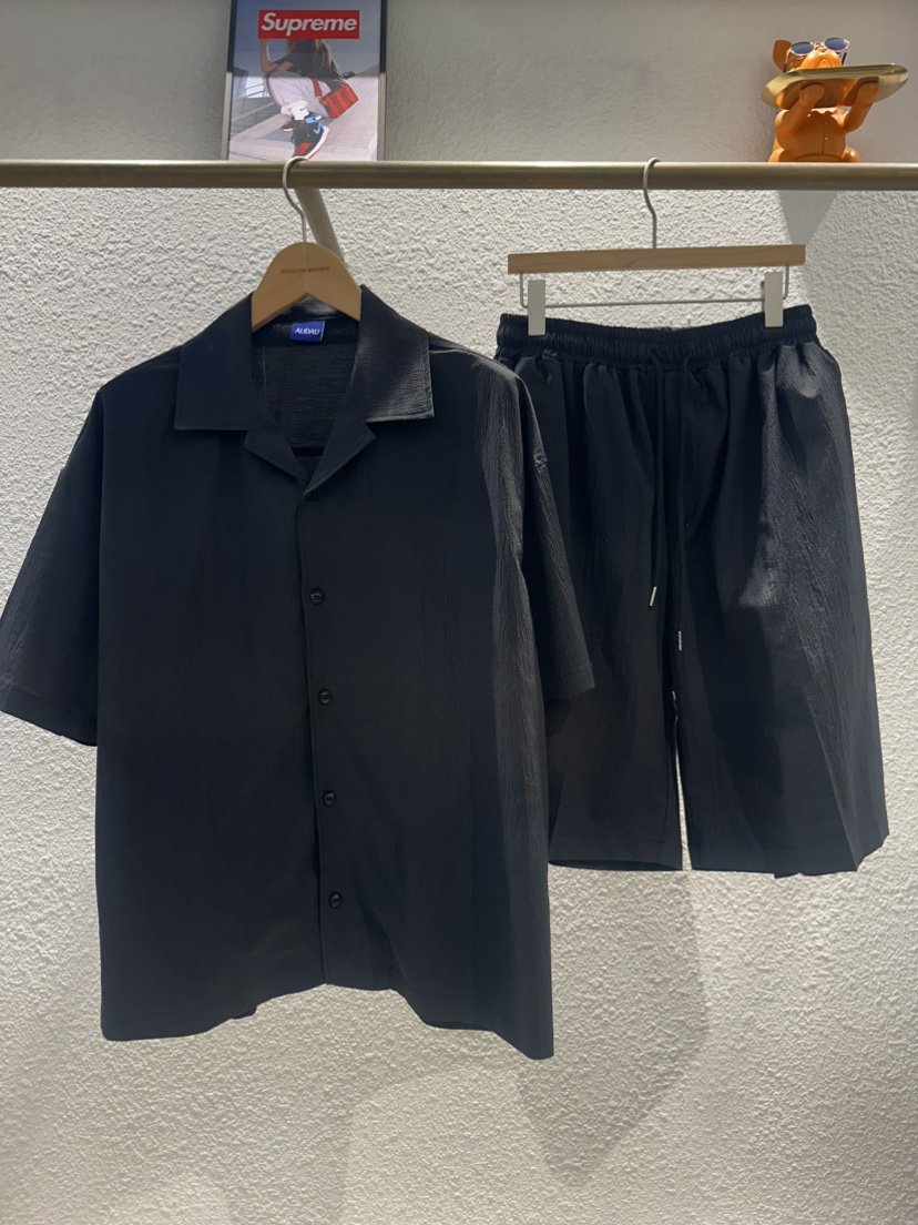 REDDISH BROWN韓國直郵㊣東大門實拍女裝新款人氣襯衫蕾絲衫REDDISH BROWN襯衫/蕾絲衫