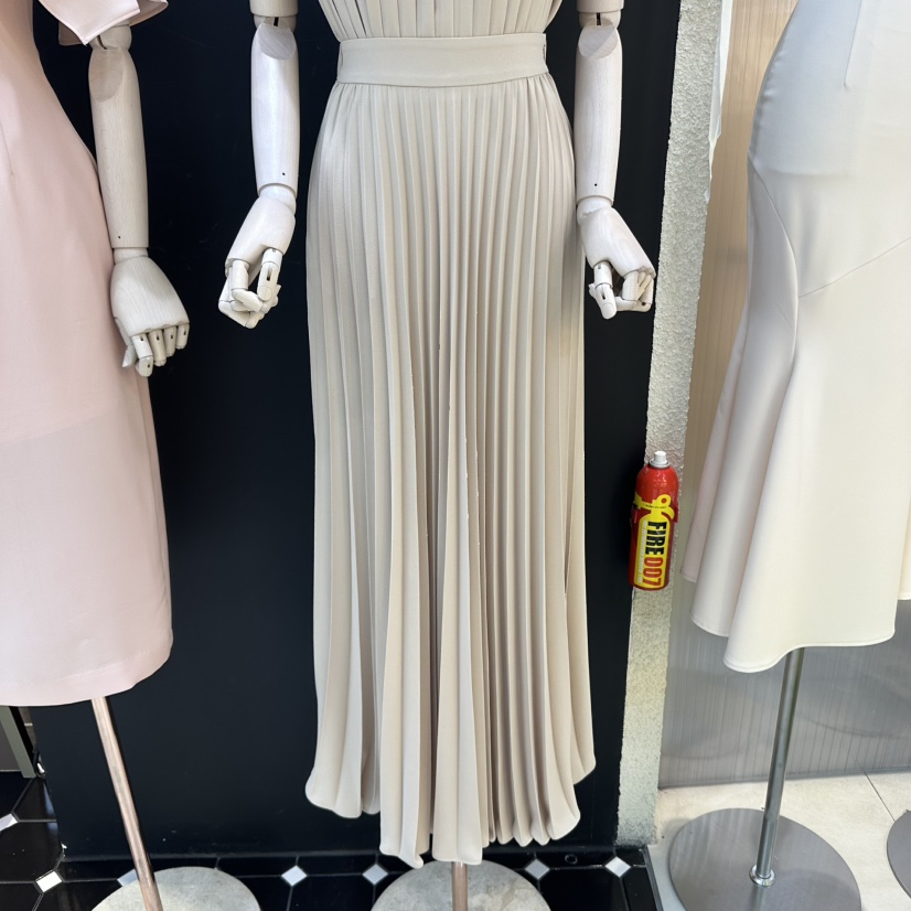 HERISH韓國㊣直郵東大門代購女裝新品熱賣25春夏時尚休閑長裙Herish長裙圖色1