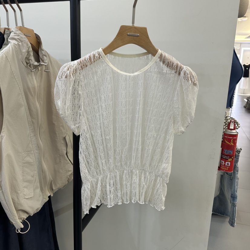 3 ANOTHER韓國直郵㊣東大門實拍女裝新品人氣襯衫蕾絲衫蕾絲3 ANOTHER襯衫/蕾絲衫