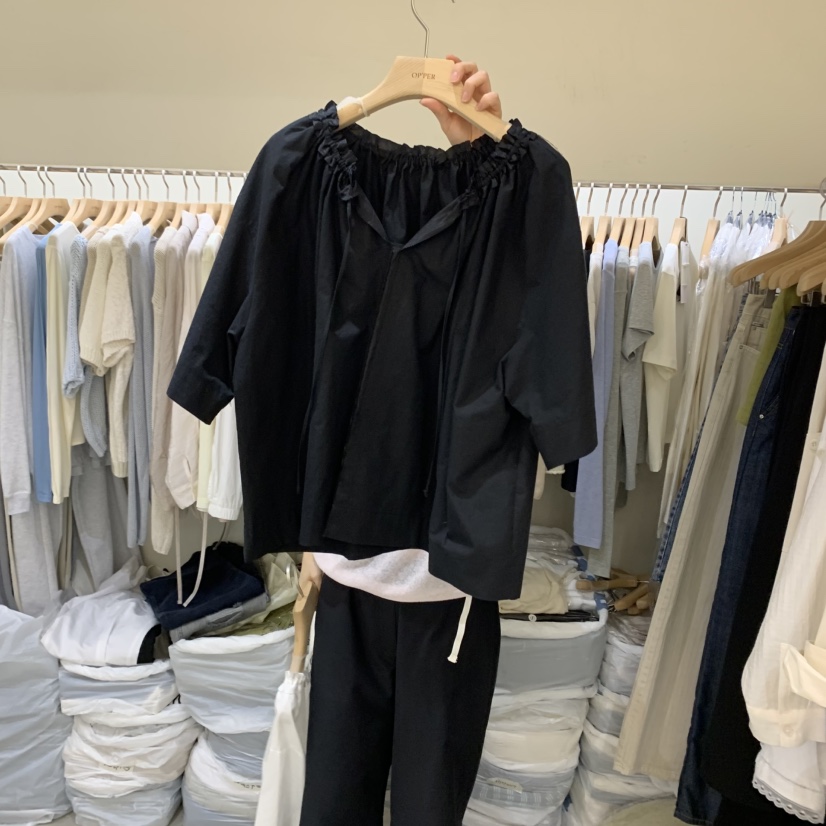 OP PER直郵韓國代購㊣女裝新品25春夏人氣推薦襯衫蕾絲衫V領OPPER-simplebeige襯衫/蕾絲衫圖色2