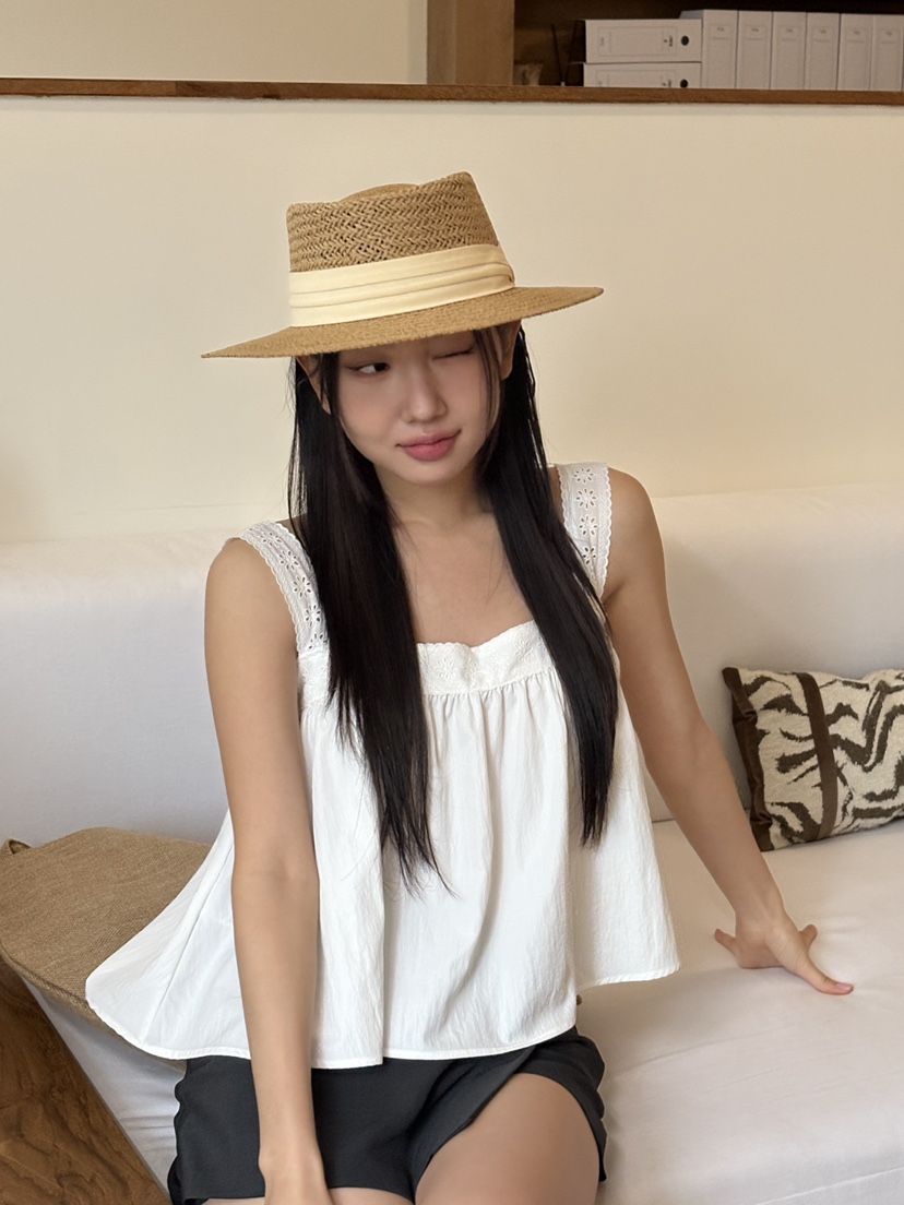 DOUZE韓國代購女裝新款時尚熱賣職業休閑人氣推薦25春夏吊帶背心DOUZE吊帶/背心