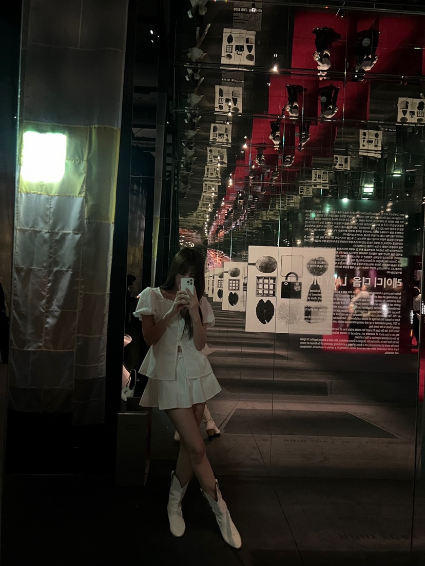 BANI BLUSH東大門代購女士新品熱賣休閑25春夏真品襯衫蕾絲衫BANI BLUSH襯衫/蕾絲衫