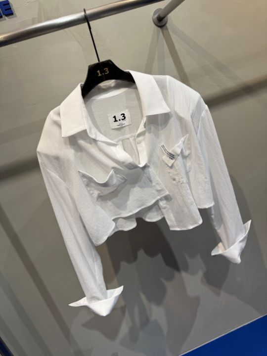 1.3韓國直郵女裝新款真品時尚熱賣人氣25春夏職業襯衫蕾絲衫1.3襯衫/蕾絲衫