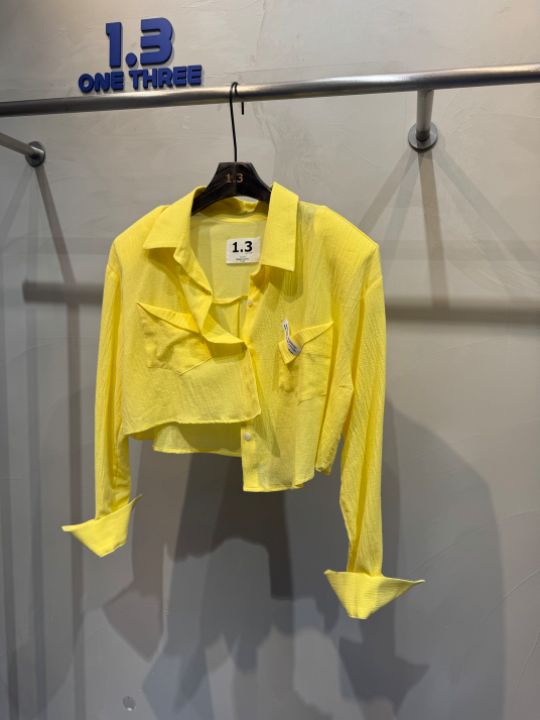 1.3韓國直郵女裝新款真品時尚熱賣人氣25春夏職業襯衫蕾絲衫1.3襯衫/蕾絲衫