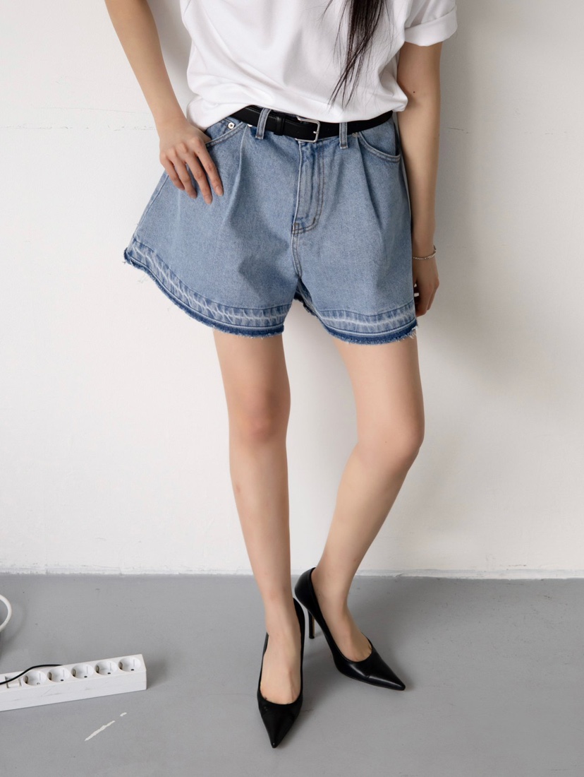 INSSENSE-A韓國直郵女士新品時尚職業25春夏人氣熱賣短褲喇叭INSSENSE-A短褲