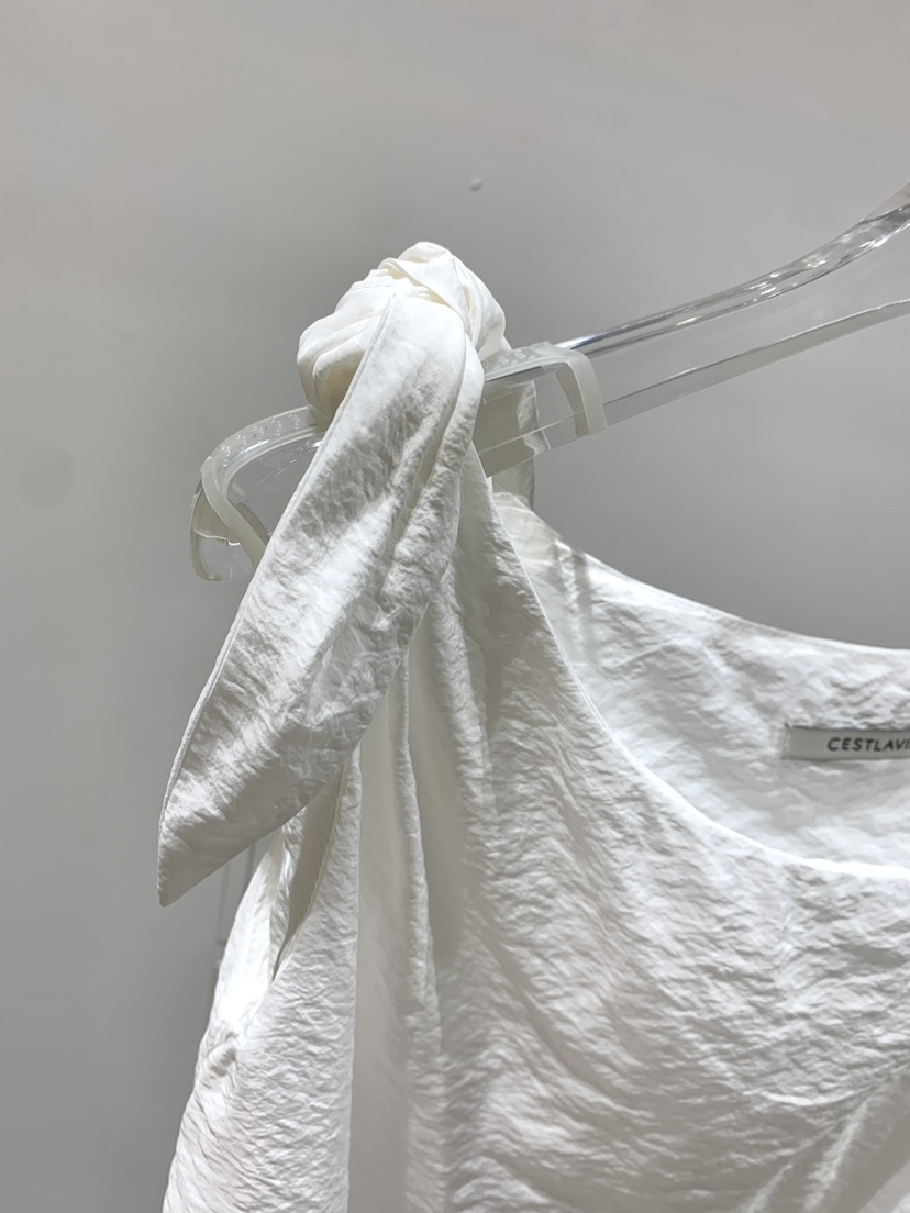 CESTLAVIE東大門直郵女士新款真品熱賣職業人氣推薦吊帶背心CESTLAVIE吊帶/背心