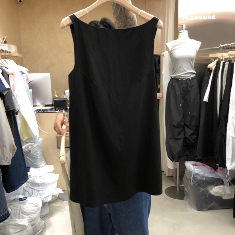 PLEASURE東大門實拍女裝新款推薦人氣休閑吊帶背心不含腰帶PLEASURE吊帶/背心圖色2