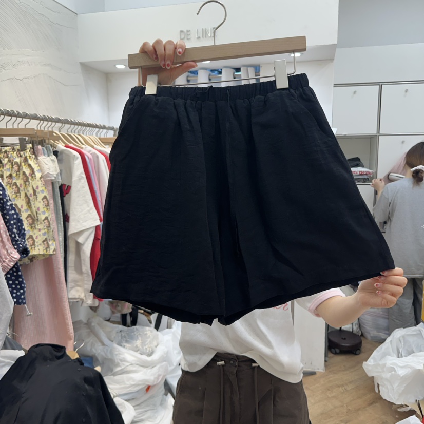 DE LINE韓國直郵㊣女裝新品時尚推薦熱賣25春夏休閑人氣短褲DE LINE短褲圖色3