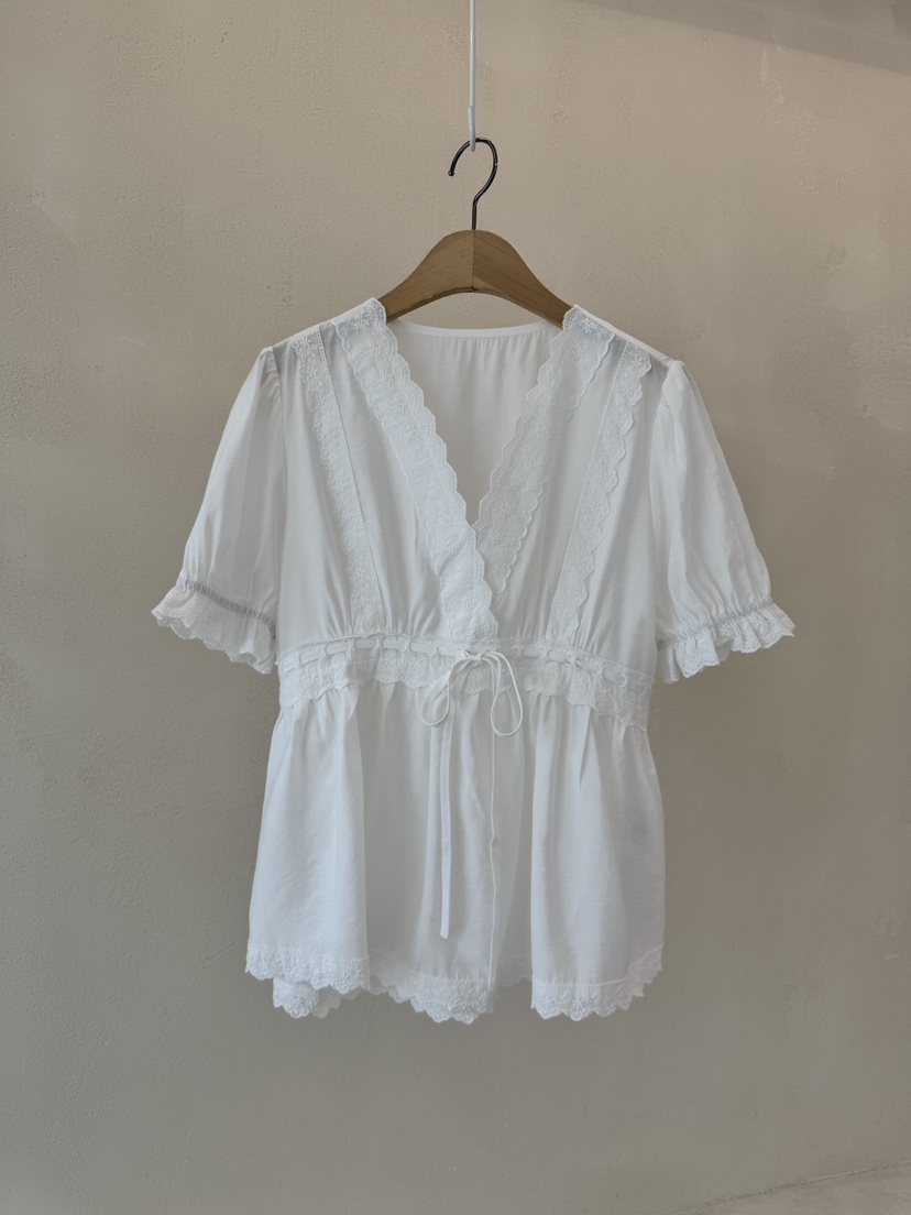 LAUNDRY韓國直郵㊣東大門實拍女裝新品25春夏襯衫蕾絲衫蕾絲LAUNDRY襯衫/蕾絲衫