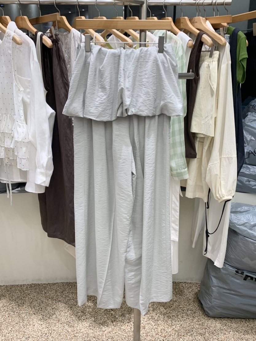 VAARA韓國直郵㊣女裝新品推薦時尚25春夏休閑人氣熱賣裙褲VAARA裙褲