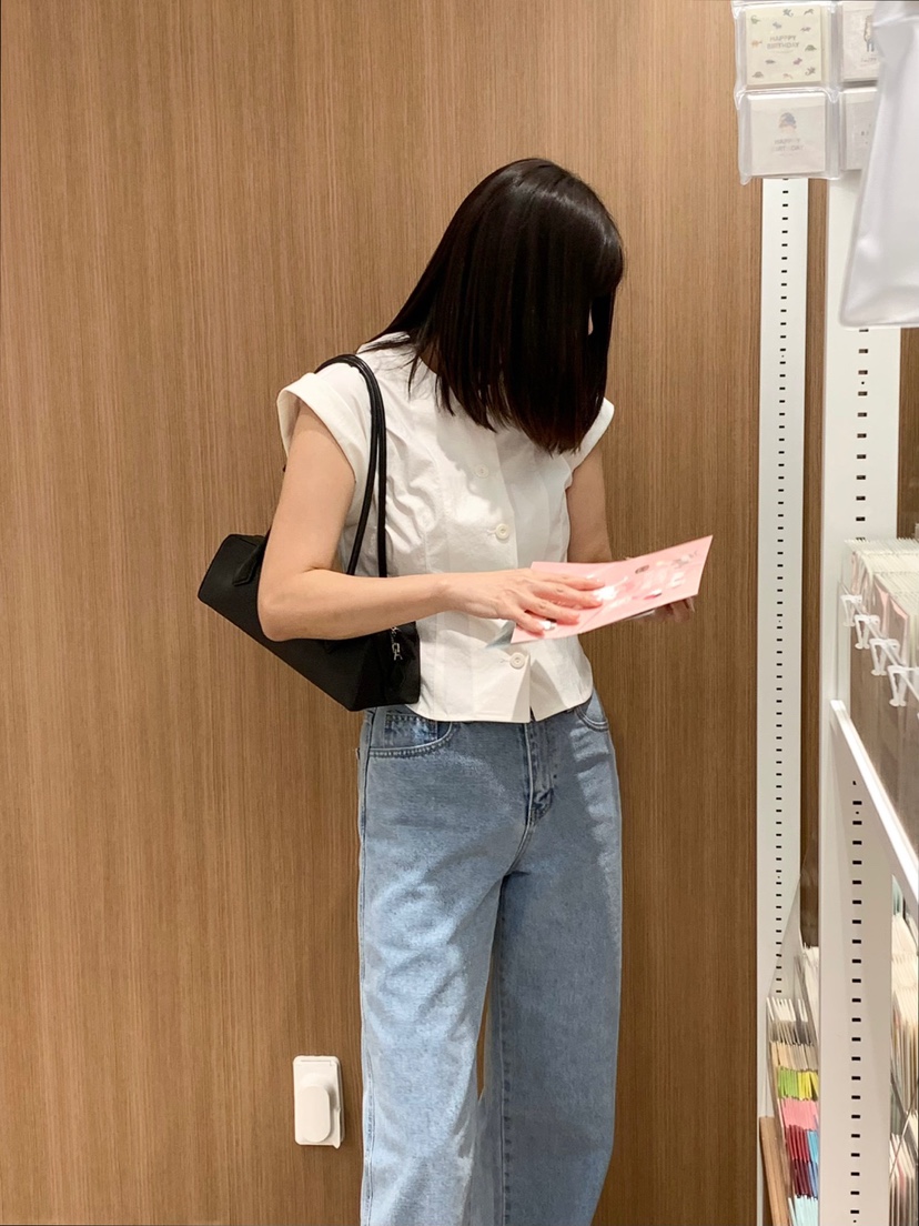 COURGETTE直郵韓國代購㊣女裝新款人氣時尚熱賣推薦襯衫蕾絲衫COURGETTE襯衫/蕾絲衫