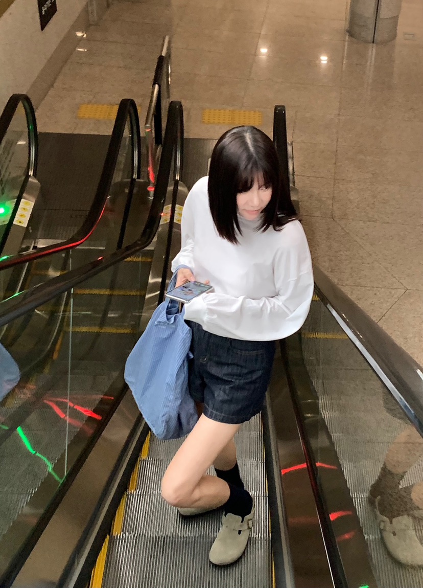 COURGETTE韓國㊣直郵東大門代購女裝新品休閑人氣25春夏長袖T恤COURGETTE長袖T恤