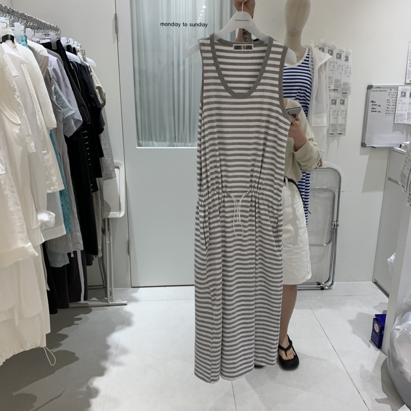 MONDAY TO SUNDAY直郵韓國代購㊣女裝新品時尚人氣連衣裙MONDAY TO SUNDAY連衣裙圖色2