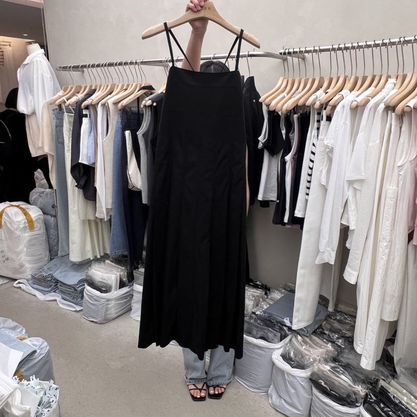 MURR韓國㊣直郵東大門代購女裝新品熱賣推薦25春夏人氣連衣裙MURR連衣裙圖色2