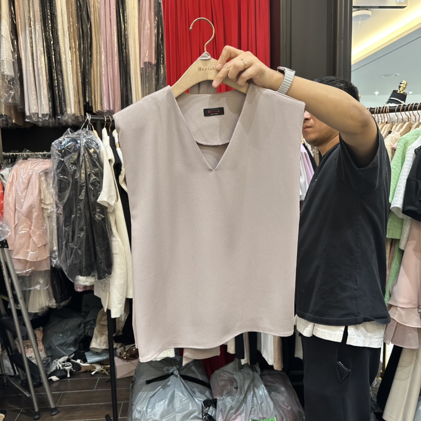 HERISH-HAUTE韓國直郵㊣東大門實拍女裝新款熱賣吊帶背心含圍巾HERISH-HAUTE吊帶/背心圖色4