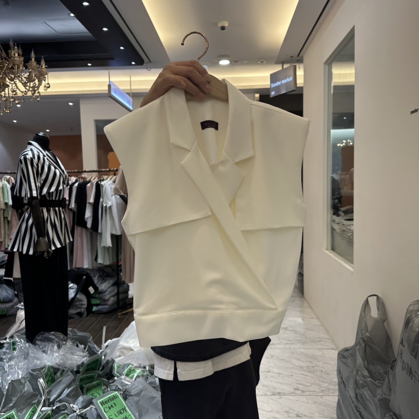 HERISH-HAUTE韓國直郵㊣女裝新款休閑推薦人氣熱賣吊帶背心HERISH-HAUTE吊帶/背心圖色4