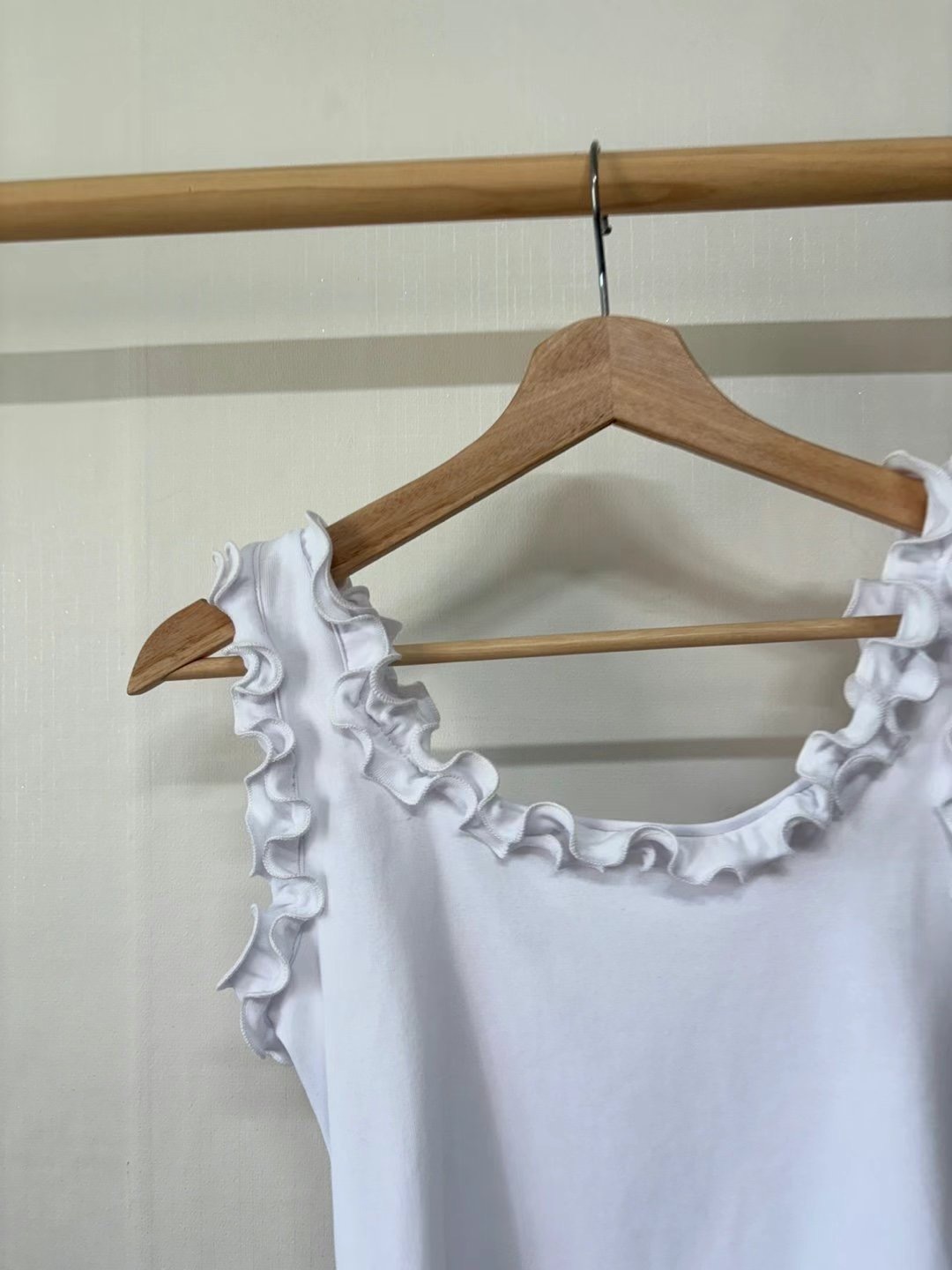 BLACK PIG東大門直郵女士新品職業25春夏熱賣時尚吊帶背心VIVIAN_LEE吊帶/背心