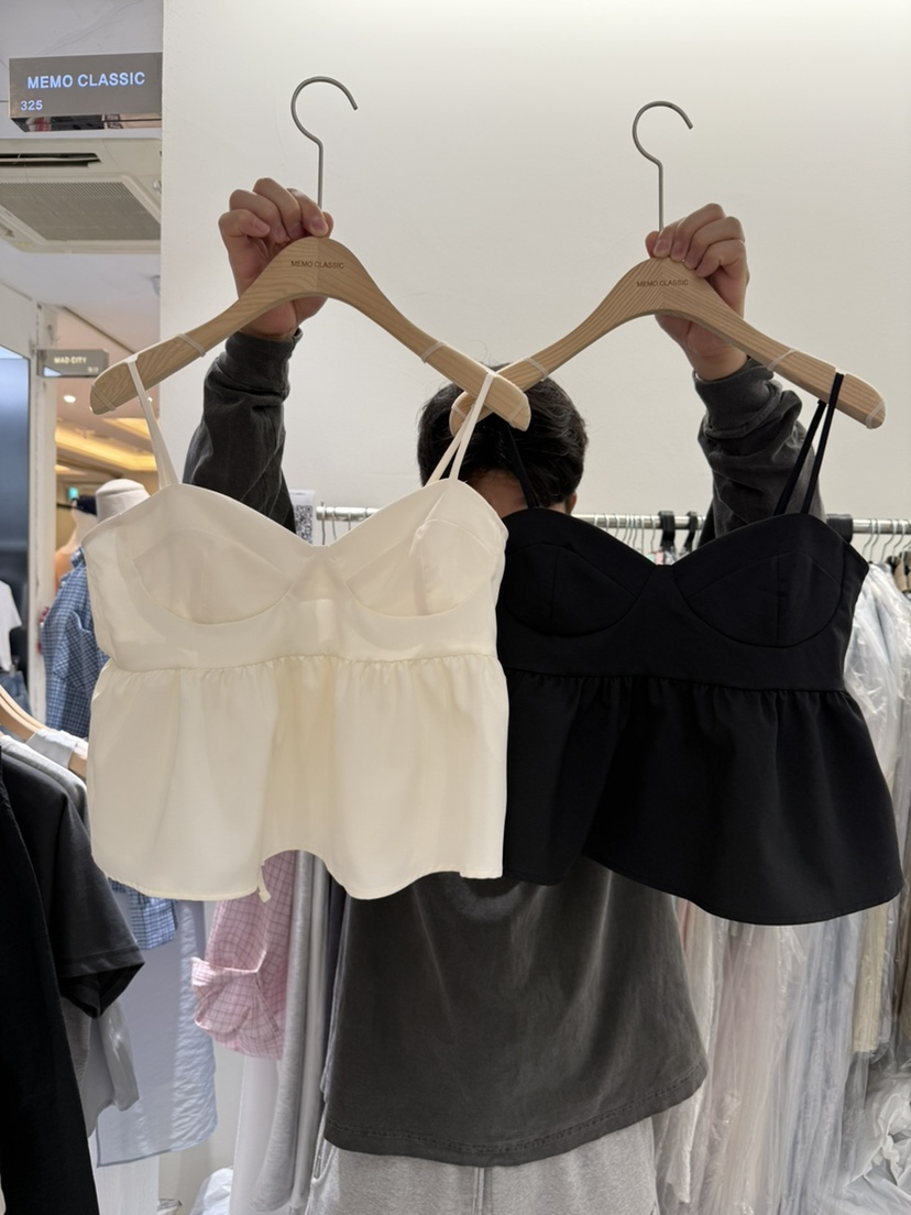 MEMO CLASSIC東大門實拍女裝新品推薦熱賣真品人氣吊帶背心MEMO CLASSIC吊帶/背心