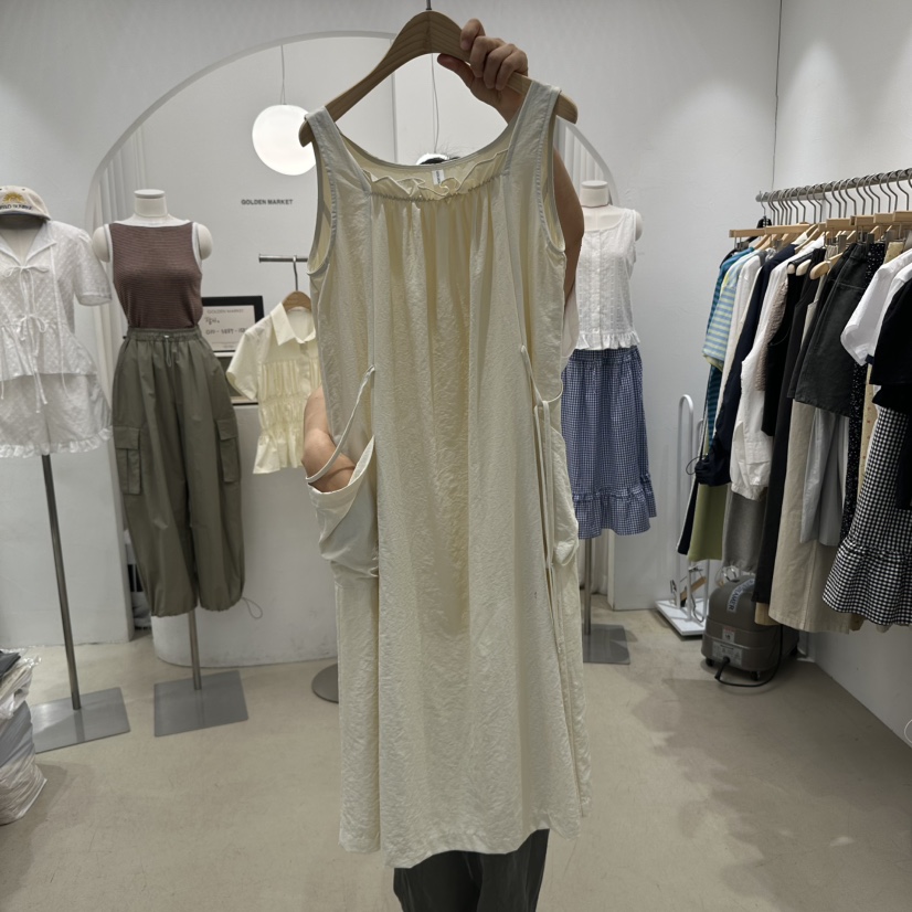 GOLDEN MARKET韓國代購女士新品真品熱賣推薦25春夏連衣裙褶皺GOLDEN MARKET連衣裙圖色2