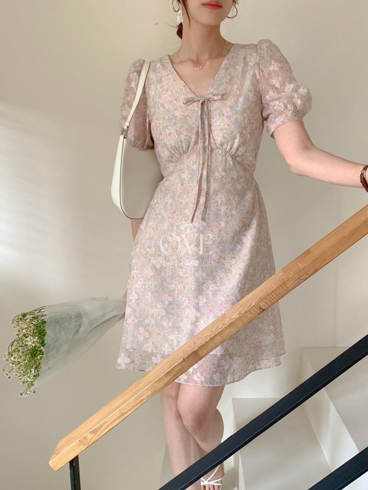 OVE東大門實拍女士新品推薦休閑真品時尚職業25春夏人氣連衣裙OVE連衣裙