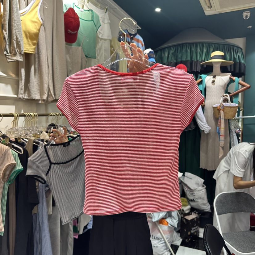 3COLOR韓國直郵女裝新款熱賣T恤Three colorT恤