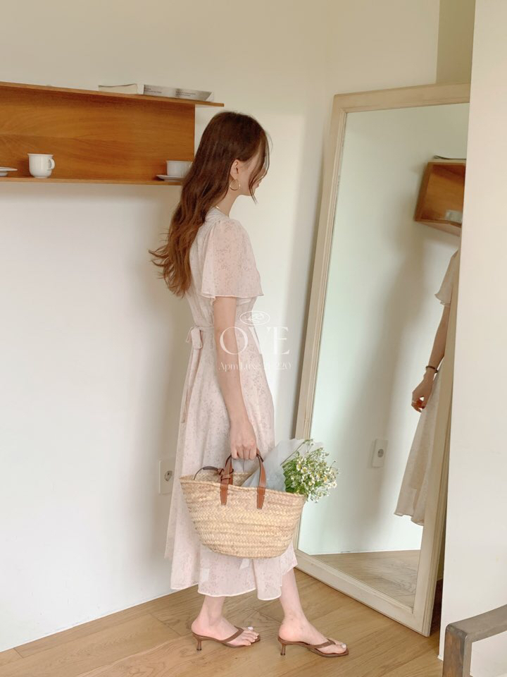 OVE韓國直郵女裝新品真品時尚熱賣休閑人氣推薦25春夏連衣裙OVE連衣裙