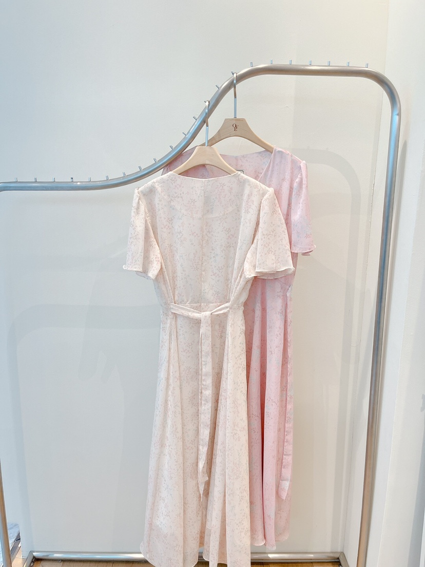 OVE韓國直郵女裝新品真品時尚熱賣休閑人氣推薦25春夏連衣裙OVE連衣裙