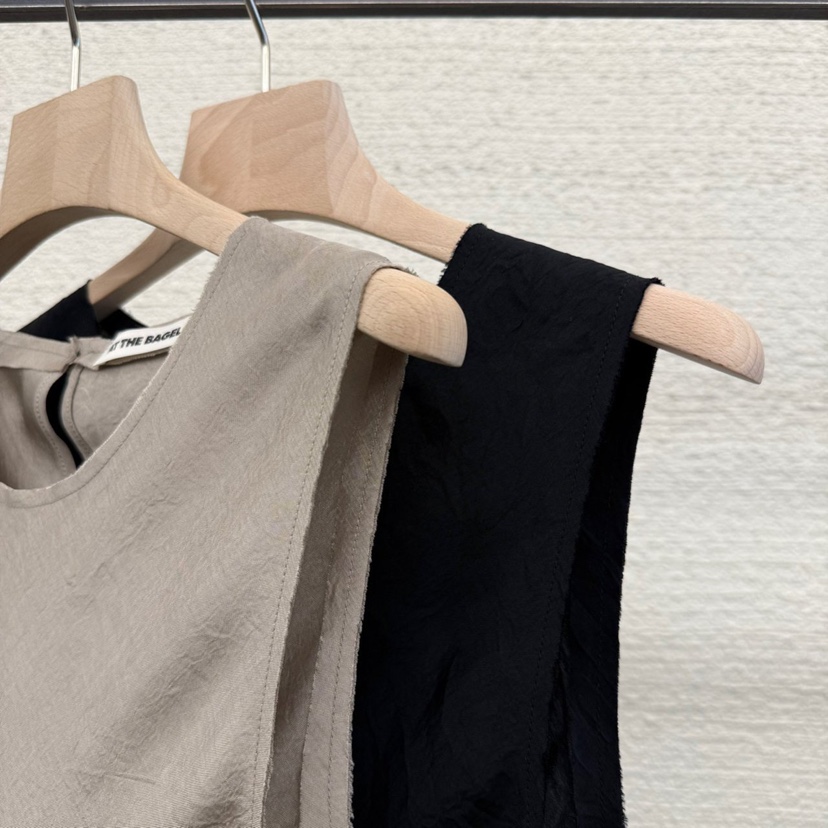 AT THE BAGEL東大門代購女士新款職業時尚推薦真品吊帶背心AT THE BAGEL吊帶/背心