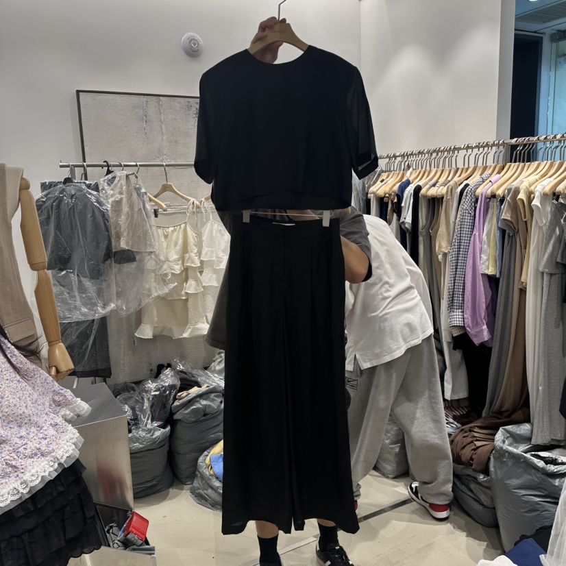 HONG.U韓國直郵女士新品人氣真品熱賣休閑推薦套裝天絲套裝HONG.U套裝圖色2