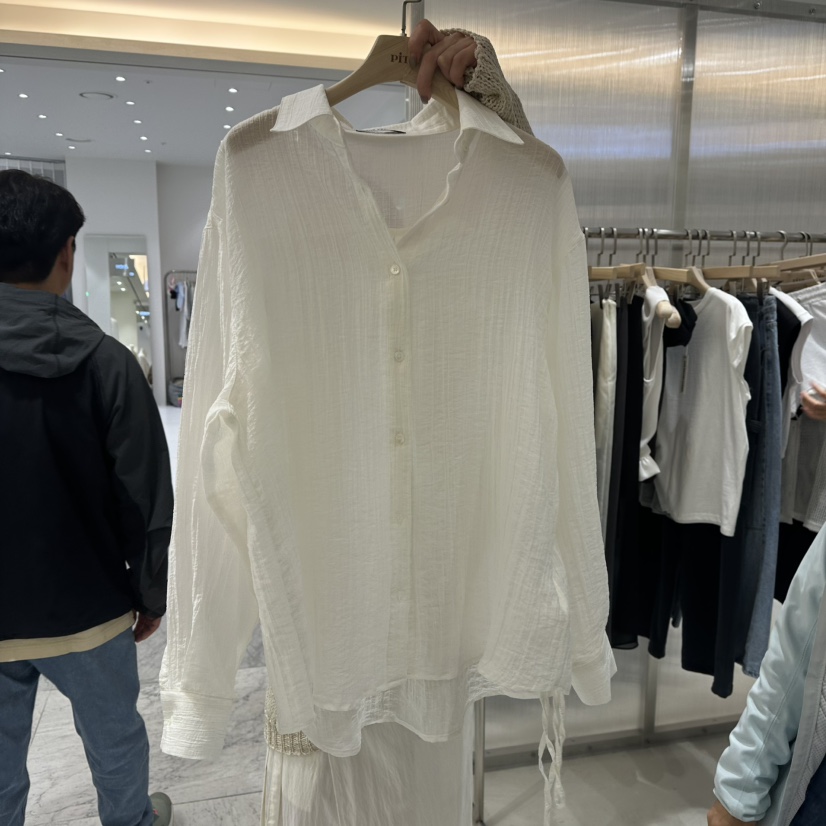 PITA韓國直郵女士新品真品職業推薦時尚25春夏襯衫蕾絲衫含腰繩THE VERLIN/piTa襯衫/蕾絲衫圖色2