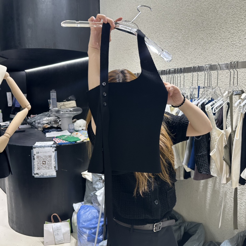 LESSEN東大門實拍女裝新款休閑推薦25春夏職業人氣吊帶背心LESSEN吊帶/背心圖色2