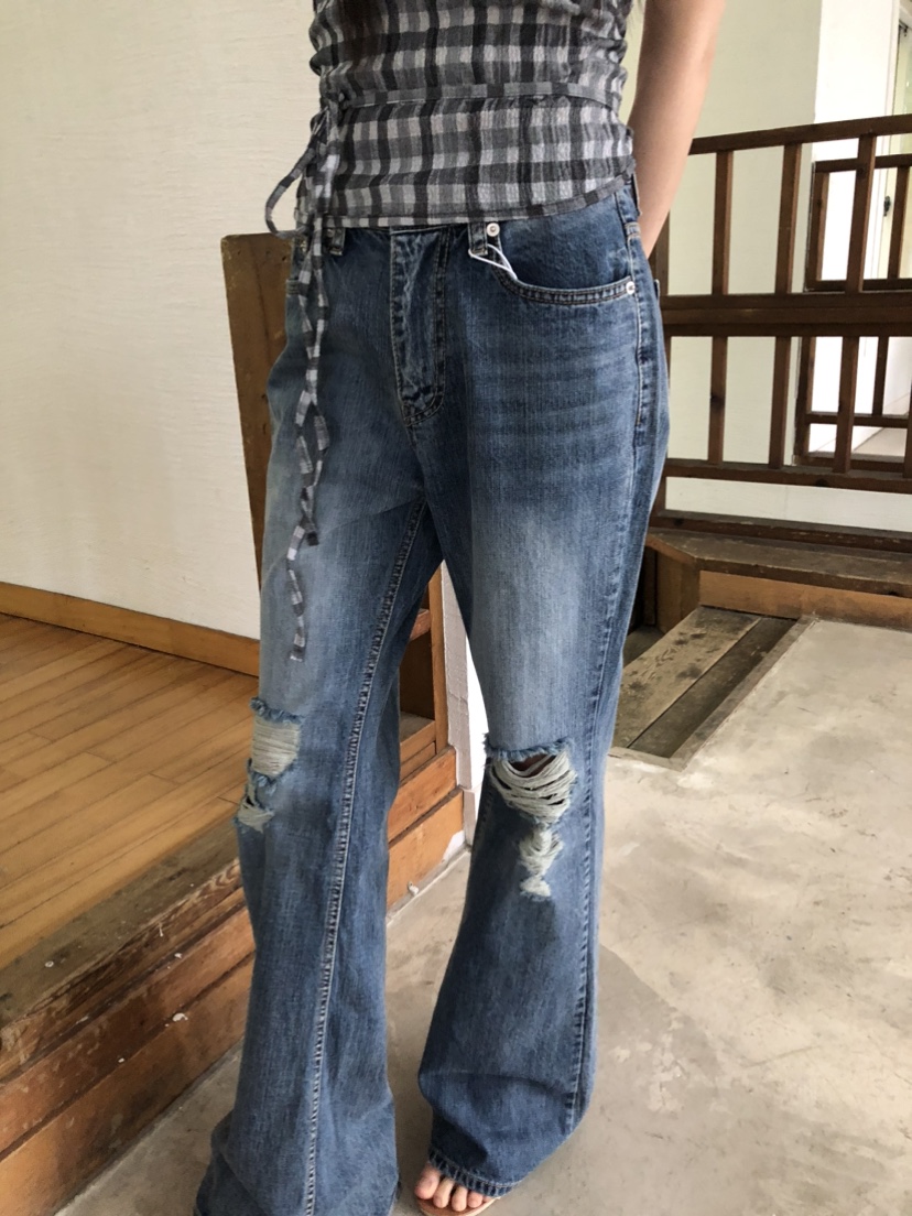 FLASH東大門實拍女裝新款推薦休閑人氣職業熱賣牛仔褲破洞喇叭FLASH牛仔褲