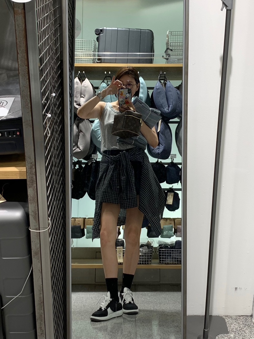 COURGETTE韓國直郵女裝新款時尚休閑人氣真品熱賣推薦職業短褲COURGETTE短褲