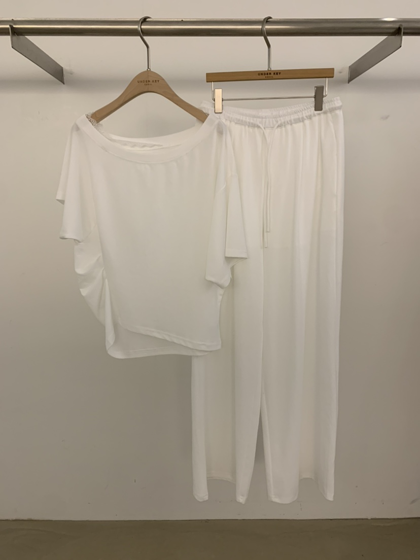 UNDER KEY東大門實拍女裝新品推薦真品人氣休閑時尚套裝蕾絲UNDER KEY套裝