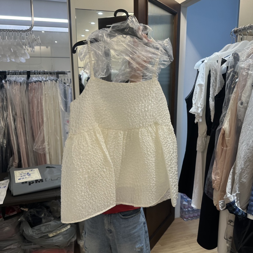 OLI SEOUL東大門代購女士新品真品25春夏推薦休閑吊帶背心OLI SEOUL吊帶/背心圖色2