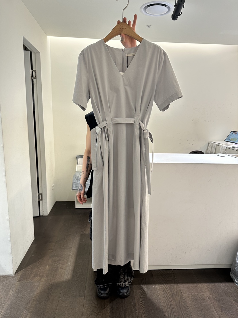 YOUR-P韓國直郵㊣東大門實拍女裝新品時尚25春夏休閑連衣裙YOUR-P連衣裙圖色2
