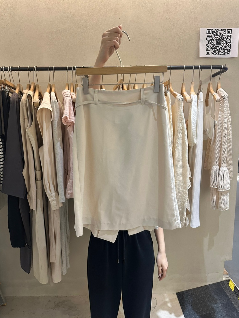 ERIA東大門代購女士新品人氣職業時尚熱賣半身裙中短裙天絲ERIA/HUE半身裙/中短裙