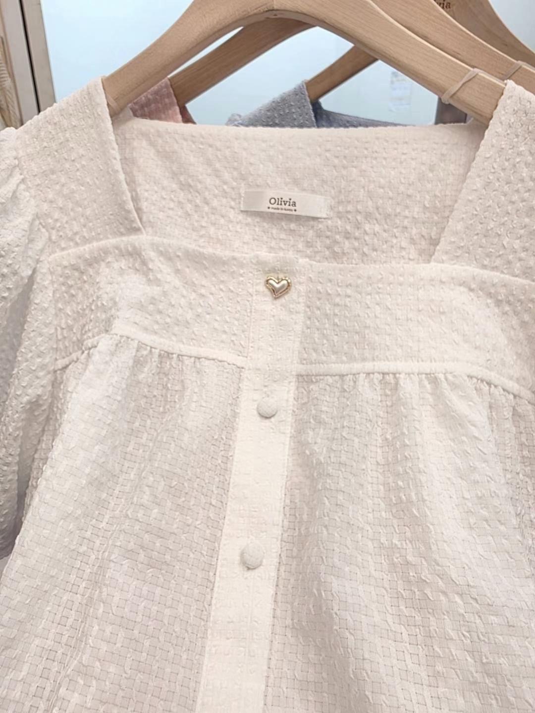 OLIVIA韓國直郵㊣東大門實拍女裝新品推薦熱賣時尚襯衫蕾絲衫OLIVIA襯衫/蕾絲衫