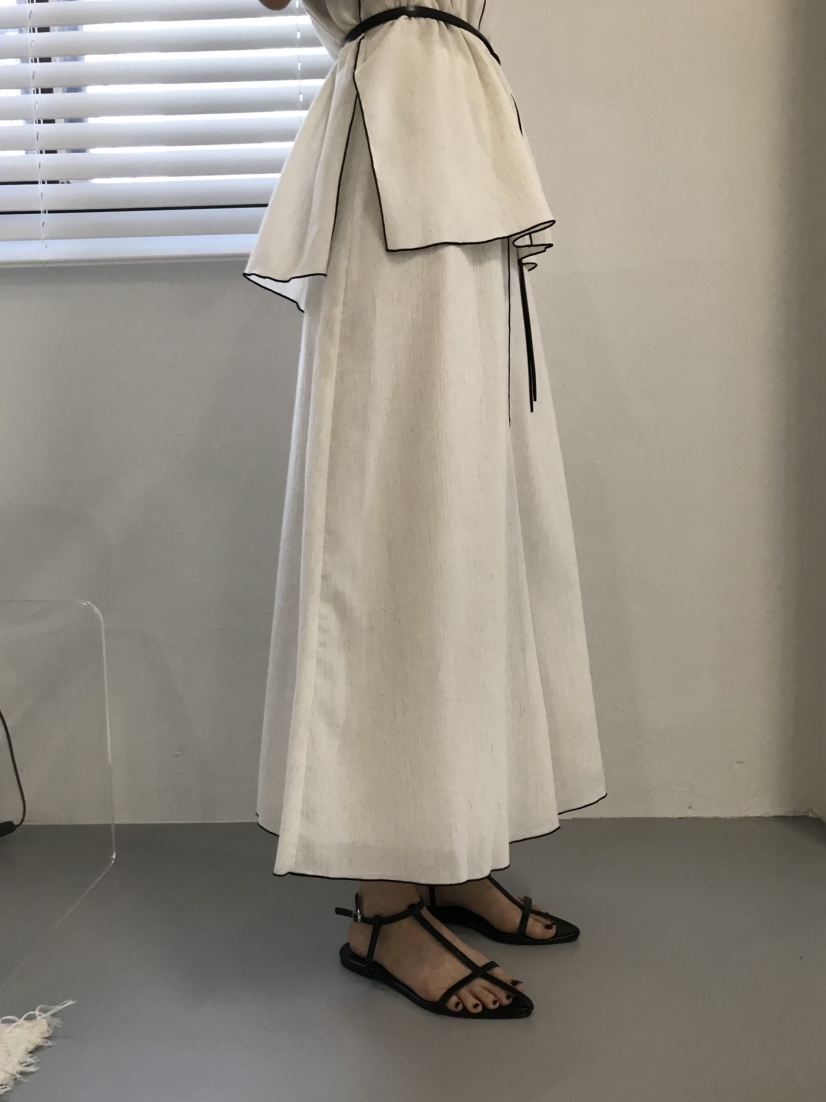 ME MO韓國㊣直郵東大門代購女裝新品熱賣人氣推薦25春夏長裙ME MO長裙